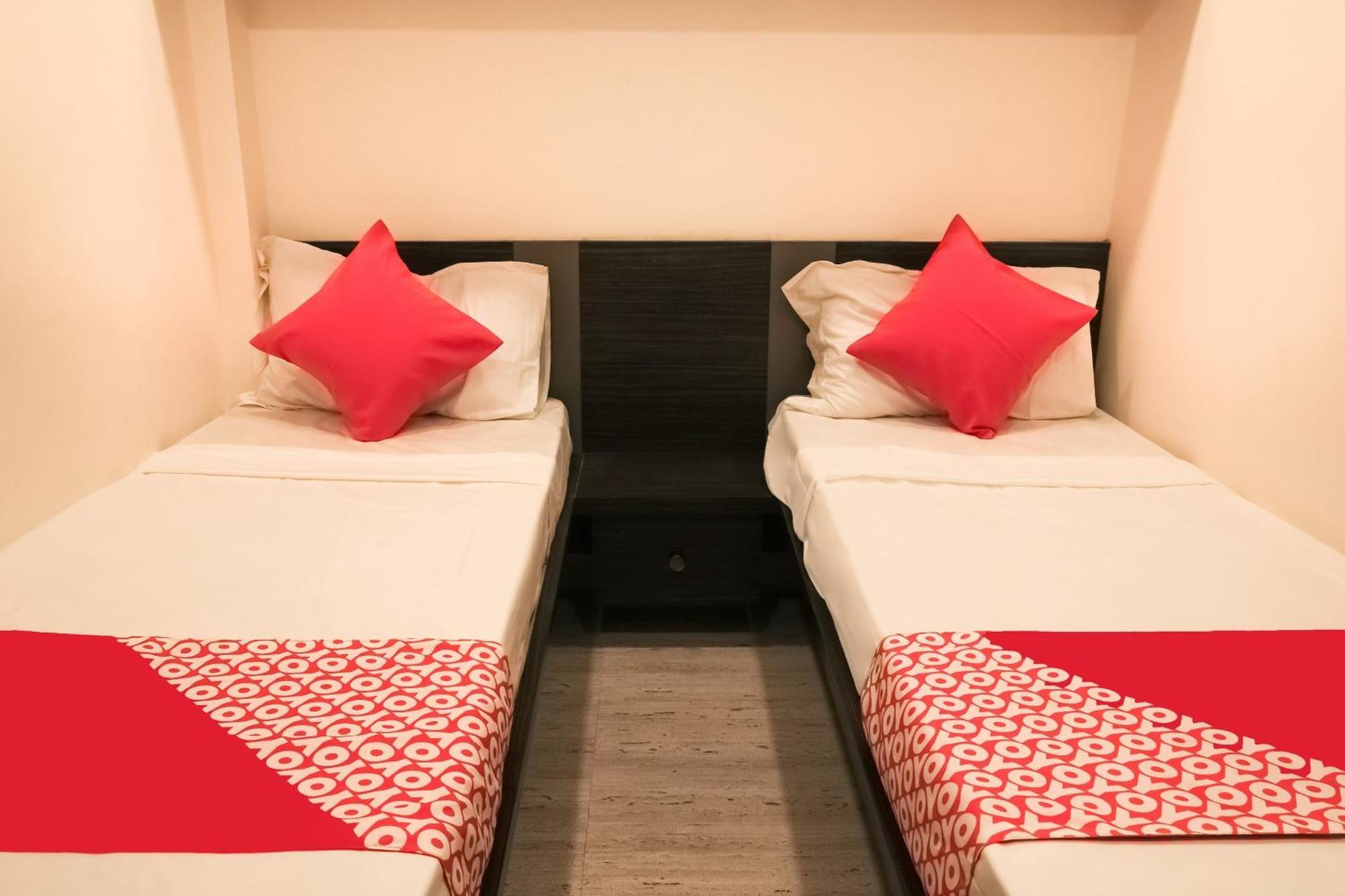 Hotel O Happy Hotels Vijayawāda 外观 照片